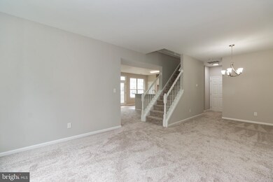 9 Andrea Dr, Columbus, NJ 08022 - photo 3