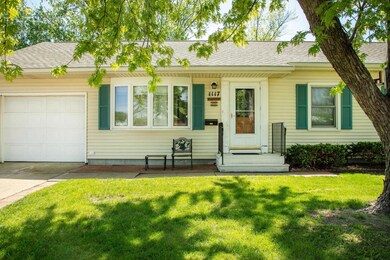 1117 E Seerley Blvd, Cedar Falls, IA 50613 - photo 3