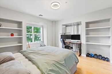 65 Beacon St unit 404, Somerville, MA 02143 - photo 7