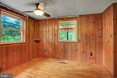 3957 Creekside Dr, Chambersburg, PA 17202 - photo 7