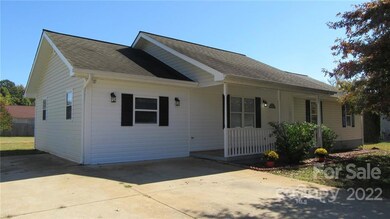 115 Hyde Ln, Statesville, NC 28625 - photo 4