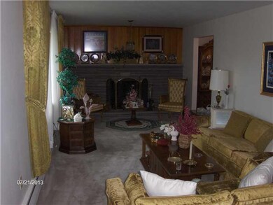 Living Room. Spacous Living Room with Log burning 