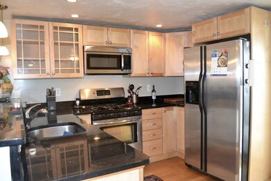 617-619 E 2nd St unit 2, Boston, MA 02127 - photo 2