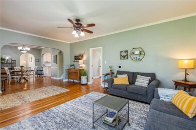 5404 Hickman Rd, Des Moines, IA 50310 - photo 7