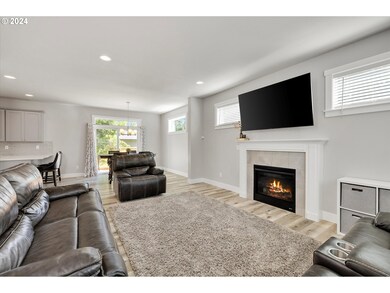 1139 NE 17th Terrace, Gresham, OR 97030 - photo 7