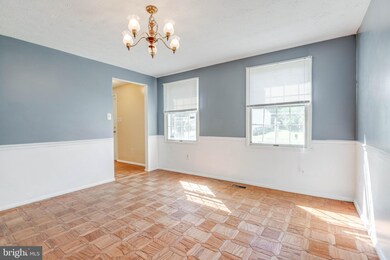 9118 Briarchip St, Laurel, MD 20708 - photo 7