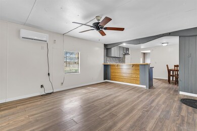 8758 Windmill Ct, Cresson, TX 76035 - photo 4