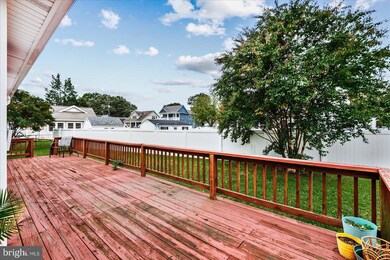 314 Lafayette St, Colonial Beach, VA 22443 - photo 5