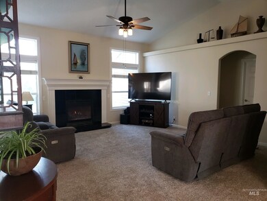 512 Bitterbrush Ave, Nampa, ID 83686 - photo 3