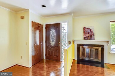 18510 Split Rock Ln, Germantown, MD 20874 - photo 2