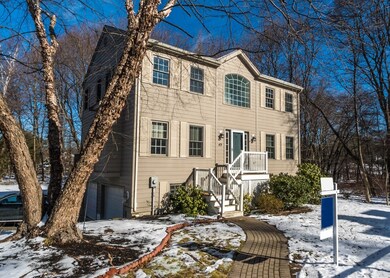 49 Worcester Ln, Waltham, MA 02451 - photo 2