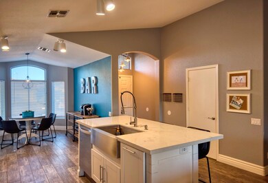 -KITCHEN 1