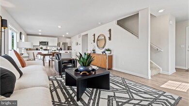 2816 Turning Leaf Ct, Lake of the Woods, VA 22508 - photo 4