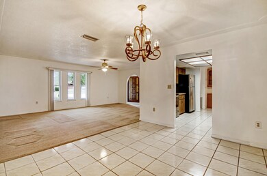 Formal Dining/Living
