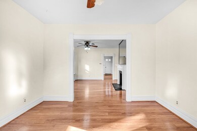 252 King St, Springfield, MA 01109 - photo 7