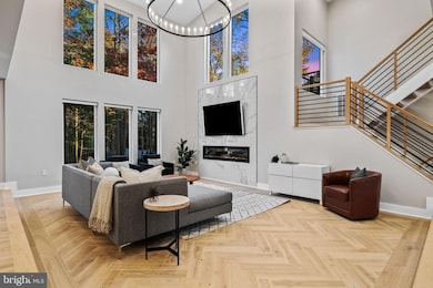 2207 Arden St, Dunn Loring, VA 22027 - photo 3