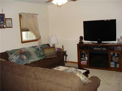 Family Room. NEWLY RENOVATED 13X15 FAMILY ROOM