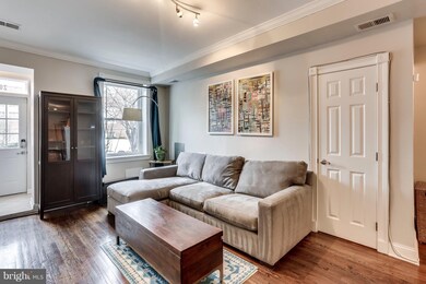 20 O St NW unit A, Washington, DC 20001 - photo 4