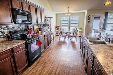 828 Spyderco Rd, Conway, SC 29527 - photo 2