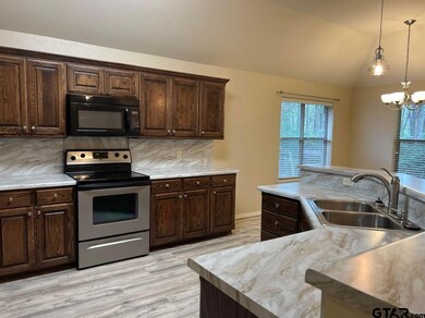 3149 3149 Vineyard, Tyler, TX 75701 - photo 4