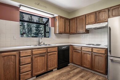 101 Evergreen Cir, Blairsden-Graeagle, CA 96103 - photo 6