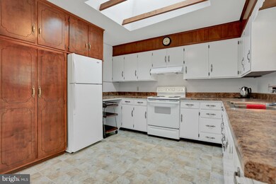 3272 Weber Rd, Chambersburg, PA 17202 - photo 7