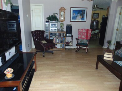 1030 Ravenwood Dr, Lawrenceburg, KY 40342 - photo 7