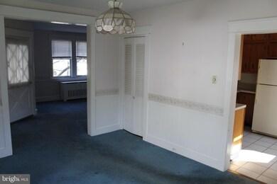 910 Pitman Ave, Darby, PA 19023 - photo 6
