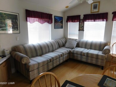 608 W Desert Dr, Quartzsite, AZ 85346 - photo 5