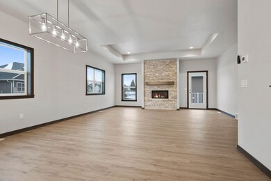 497 Papermill Cir, Kimberly, WI 54136 - photo 4