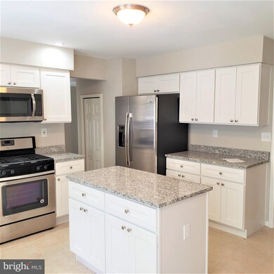 27 Remington Cir, Princeton Junction, NJ 08550 - photo 2