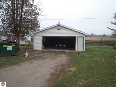 863 S M 65, Whittemore, MI 48770 - photo 2