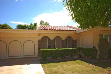 10101 W Highwood Ln, Sun City, AZ 85373 - photo 4