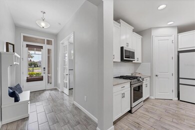 11240 Spring Gate Trail, Bradenton, FL 34211 - photo 6