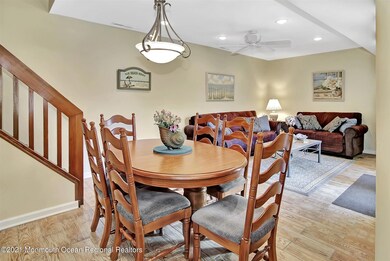 05-Dining & Living Room
