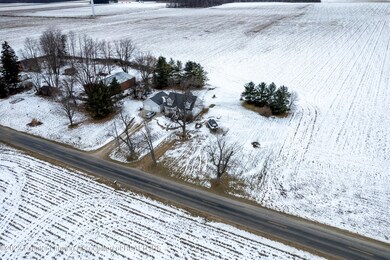 2369 E McGregor Rd Saint Louis MI-104