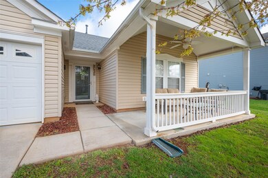 172 Boiling Brook Dr, Statesville, NC 28625 - photo 3