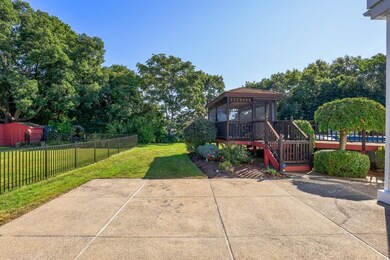 25 Sherbrook Ave, Worcester, MA 01604 - photo 3