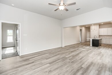 19160 Cedar Lennox Cir, Magnolia, TX 77355 - photo 4