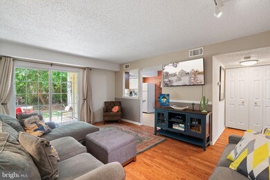 9330 Niki Place unit 102, Manassas, VA 20110 - photo 5