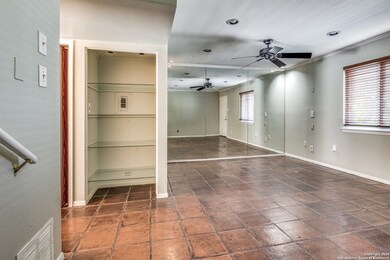 102 Vassar Ln unit 4, San Antonio, TX 78212 - photo 6