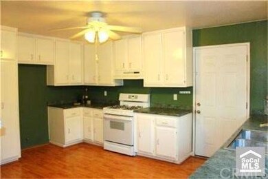 Direct access to garage from kitchen
