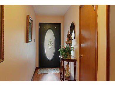 Foyer.