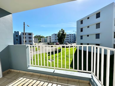 8860 Condominio Balcones de Carolina II unit E2, Carolina, PR 00987 - photo 3