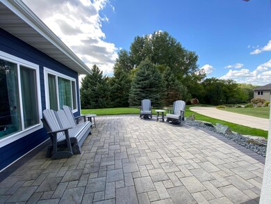 1740 Bay Oaks Dr, Albert Lea, MN 56007 - photo 4