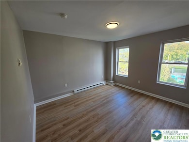 122 E Goepp St unit 3, Bethlehem, PA 18018 - photo 4