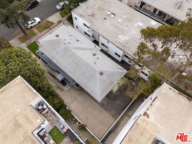 11915 Kiowa Ave, Los Angeles, CA 90049 - photo 7