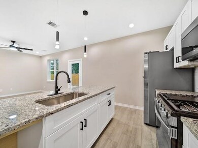 7414 Mount St, Houston, TX 77088 - photo 3