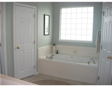 Master Bath/Spa.