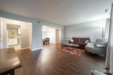 7-web-or-mls-2759 Leonard Street Buildin
